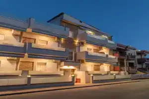 Villa Zoe on the beach, Sarti