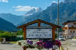 Hotel Serena - Tre Cime Views, Auronzo di Cadore
