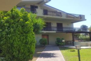 Green House, Fondi