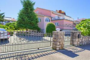 Stella Apartmani Samoborska 9, Malinska