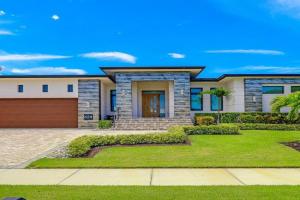 Modern home with outdoor kitchen and steps to beach Guest house, Marco