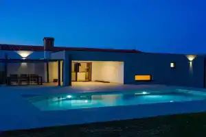 Villa Lia with pool - luxury in Vintijan, near and Medulin, Pula
