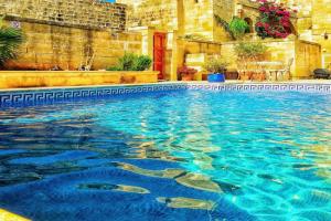 21 A Villa, Gharb