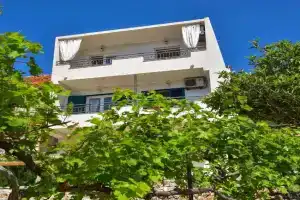 Apartments Nina & Mili, Drasnice