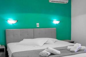 Villa Aleka, Neoi Poroi