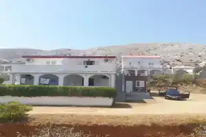 APARTMANI VOLARIĆ, Pag