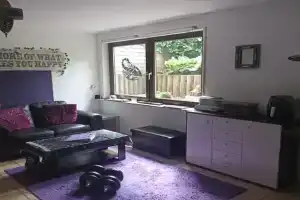 Phils Cozy apartment self breakfast self check in near Airport free parking, Leinfelden-Echterdingen