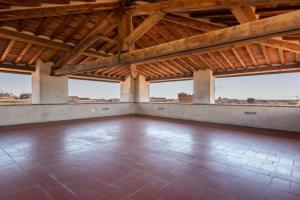 Nella Torre del Poschi Penthouse with Roof Terrace, Pisa