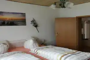 Fewo 2 Apartments, Sassnitz