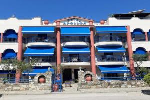 Hotel Apollon, Sarti