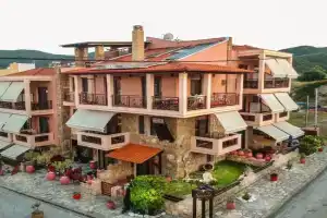 Xenonas Apollon Apart-hotel, Sarti