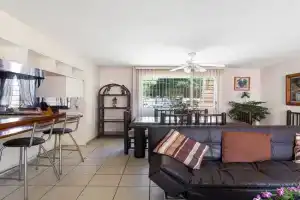 Suite Ubicadísima Zona Residencial Los Arcos 3 Recámaras 102 Cortijo Apartments, Queretaro