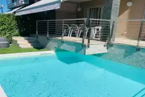 Casa Eva con piscina privata, Moniga
