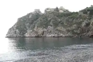 Casa NUPI, SANT'ALESSIO SICULO