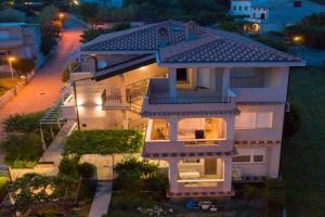 Apartments with parking space, Rab - 18388, Lopar