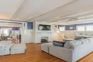 Beach Block 7 bdrms Parking Patio and Sunroom, Atlantic City