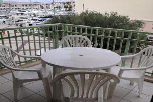 Vue sur Port Apartments, Frejus