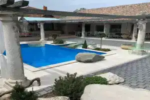 Resident Wellness Vendégház Apartments, Bekescsaba