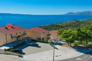 Gorgeous Apartment In, Krvavica