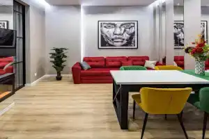 Alfa Apartments 3-kimnatna LUX- u tsentria, Lvov