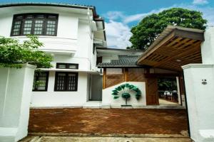 Lost & Found - Hostel, Colombo