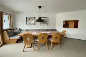 Les Corcelles Apartments, Marebbe