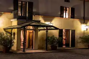 Villa Dom, Piacenza