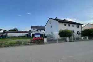 Guntia Apartment mit großem Garten, Gunzburg