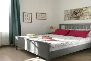 Casa Sansevera, Lucca