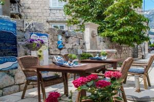 Luxury Rooms Palace B&B, Makarska