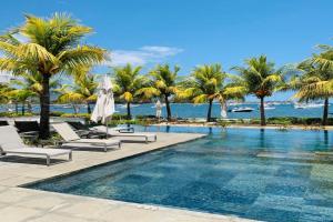 Latitude Luxury Duplex Apartments, Black River