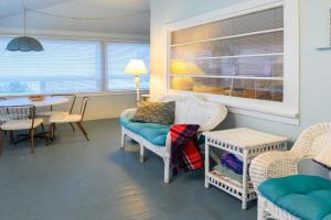 Karr Beach House on 11th, Seaside