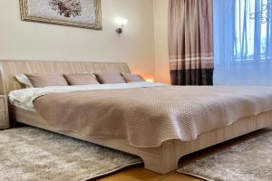 Tsentr Poruch ozero Nalivayka 2 kimnati Apartments, Ternopil