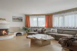 DACIASA Apartment, Marebbe