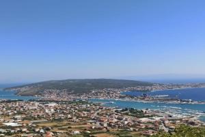 Roso apartment with sea view, Trogir