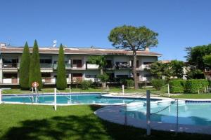 Appartamento Genziana - con vista piscina e garage Apartments, Sirmione