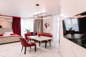 Royal Tower VIP Smart Apartments 4, Kiev