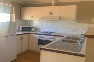 Waratah Apartments, Albany