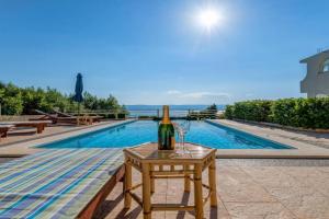 Luxury Apartments Tafra, Mimice