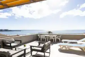 MEDANO Surf Beach Holiday Home by Sunkeyrents, El Medano