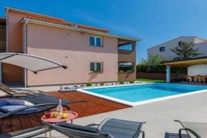 Holiday Home House Eric&Paolo by Interhome, Pula