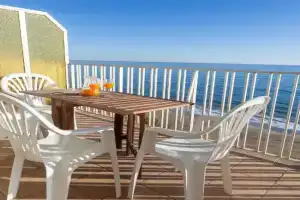 Suitur apartamento frente a la playa de, Calafell