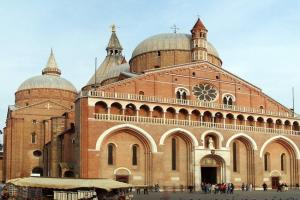 HOME ALTINATE Apartments, Padua