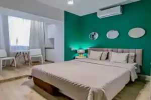Belaya studiya Vokzal Harkov-Passazhirskiy Apartments, Kharkiv