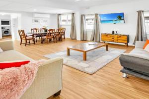 Camellia Cottage on Church, Lakes Entrance