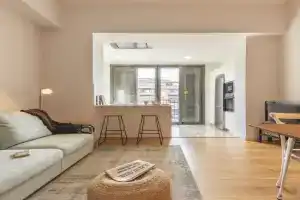 Bravissimo Riu Onyar, modern 3 bedroom apartment, Girona