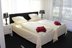 Apartment-Hotel-Dahlem, Berlin
