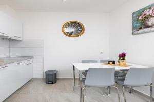 Apartments Tea, Malinska
