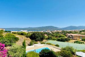 A Funtana deux chambres, vue mer, piscine et tennis Apartments, Propriano