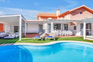 Villa Maday, Corralejo